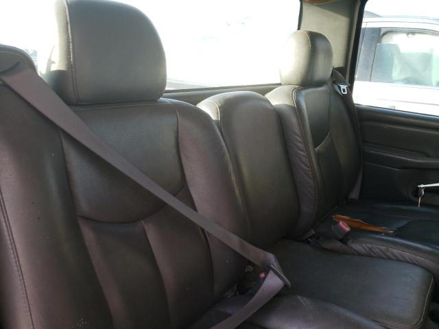Photo 10 from auction – 2005 CHEVROLET SILVERADO with VIN 1GCEC14X95Z286945