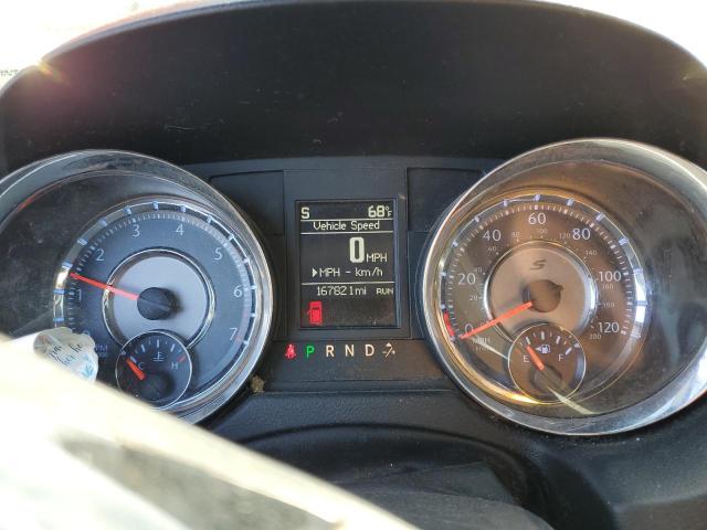 Photo 9 from auction – 2014 CHRYSLER TOWN & COU with VIN 2C4RC1HGXER297944