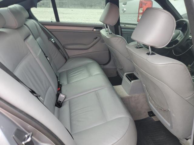 Photo 10 from auction – 2004 BMW 330 I with VIN WBAEV53444KM06292