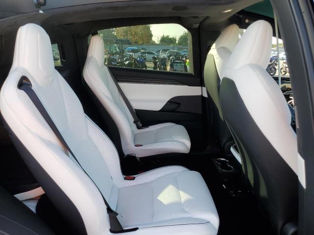 Photo 11 from auction – 2023 TESLA MODEL X with VIN 7SAXCBE6XPF384902