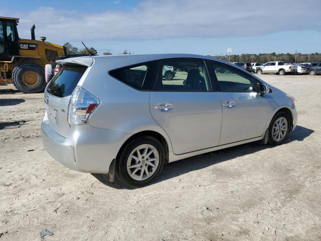 Photo 3 from auction – 2013 TOYOTA PRIUS V with VIN JTDZN3EU2D3195237