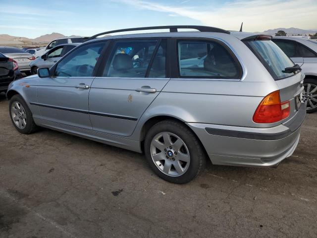 Photo 2 from auction – 2002 BMW 325 XIT with VIN WBAEP33422PF00401