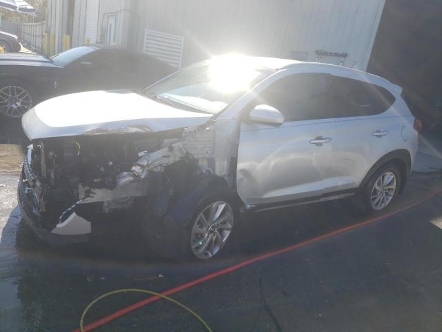 HYUNDAI TUCSON LIM 2016 with VIN KM8J33A49GU217138 - Photo from auction
