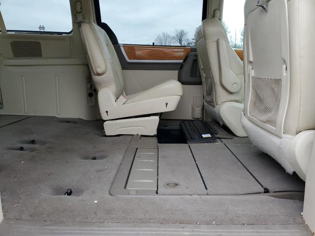 Photo 11 from auction – 2009 CHRYSLER TOWN & COU with VIN 2A8HR64X09R670792