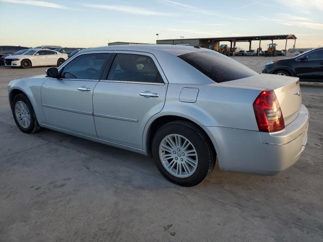 Photo 2 from auction – 2010 CHRYSLER 300 TOURIN with VIN 2C3CA5CVXAH235196