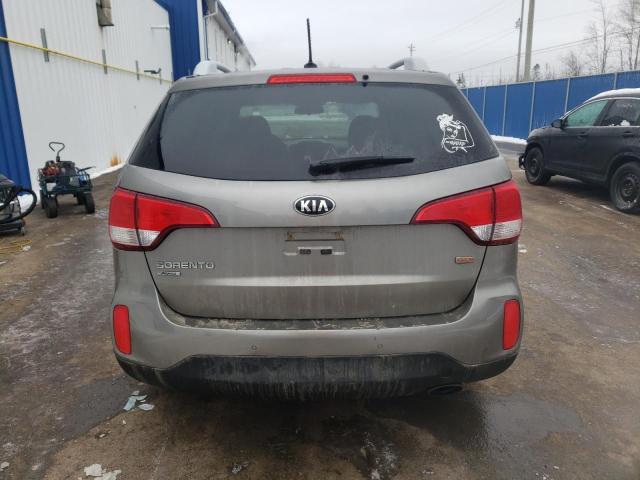Photo 6 from auction – 2015 KIA SORENTO LX with VIN 5XYKTCA66FG633254