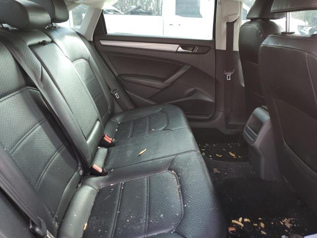 Photo 10 from auction – 2014 VOLKSWAGEN PASSAT S with VIN 1VWAT7A38EC068109