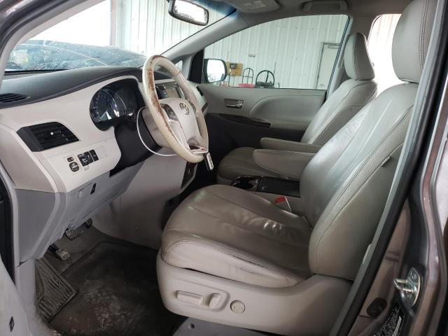 Photo 7 from auction – 2014 TOYOTA SIENNA XLE with VIN 5TDYK3DC2ES459571