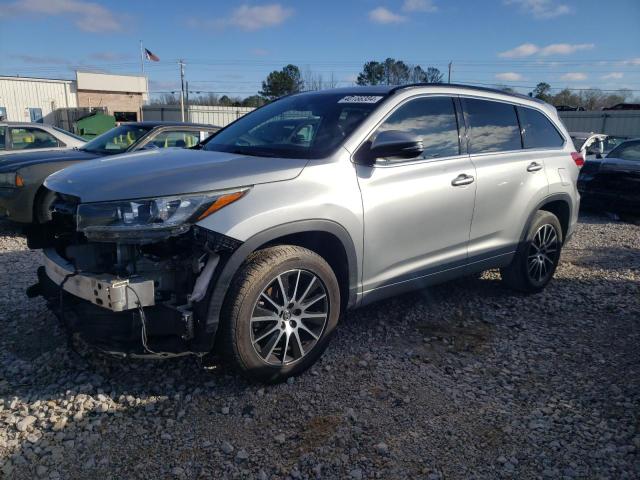 TOYOTA HIGHLANDER 2018 con VIN 5TDKZRFH7JS526768 - Foto de la subasta