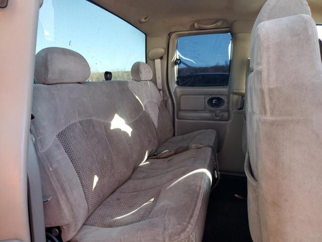 Photo 10 from auction – 2001 CHEVROLET SILVERADO with VIN 2GCEK19TX11387102
