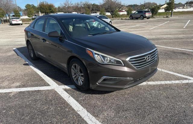 HYUNDAI SONATA SE 2015 with VIN 5NPE24AF1FH214596 - Photo from auction