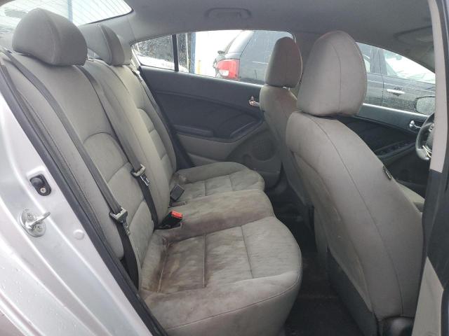 Photo 10 from auction – 2015 KIA FORTE LX with VIN KNAFK4A65F5391556