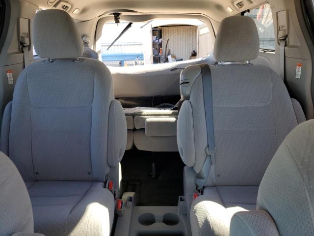 Photo 10 from auction – 2017 TOYOTA SIENNA LE with VIN 5TDKZ3DC5HS767128