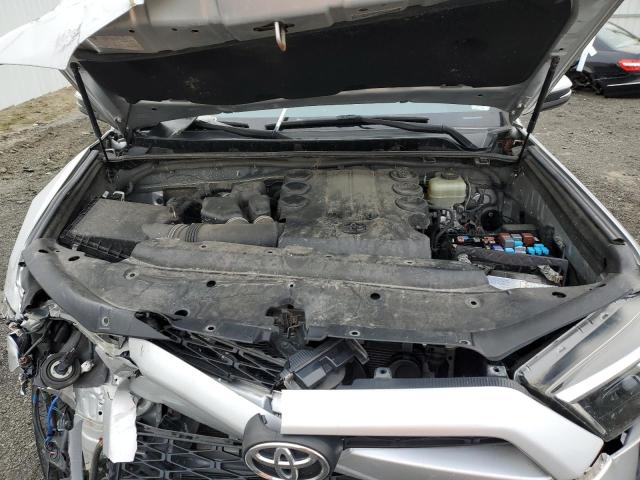 Photo 11 from auction – 2017 TOYOTA 4RUNNER SR with VIN JTEBU5JR6H5476979