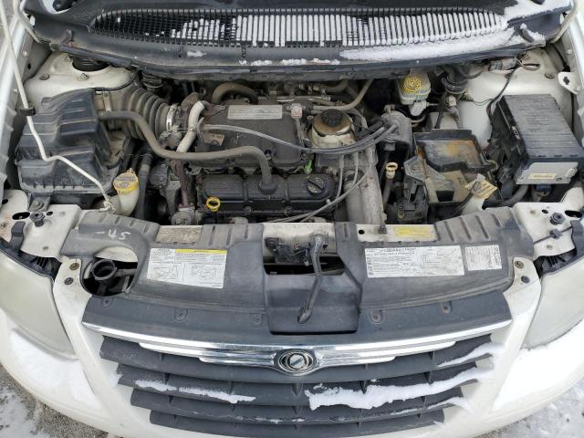 Photo 12 from auction – 2006 CHRYSLER TOWN & COU with VIN 2A4GP44R06R706176