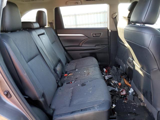 Photo 11 from auction – 2019 TOYOTA HIGHLANDER with VIN 5TDBZRFH9KS724916