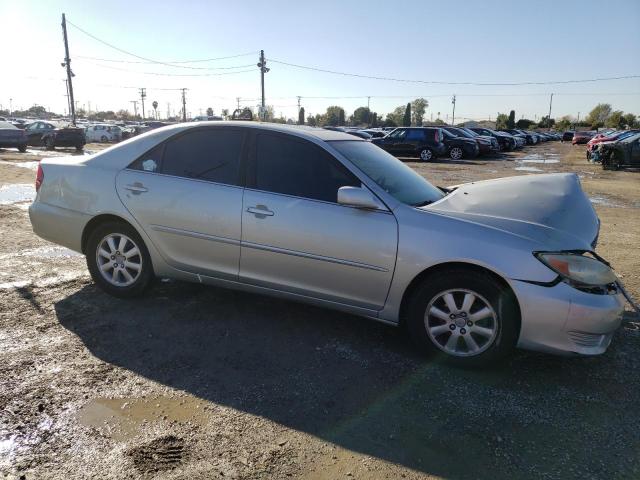 Photo 4 from auction – 2002 TOYOTA CAMRY LE with VIN JTDBE30K420073789