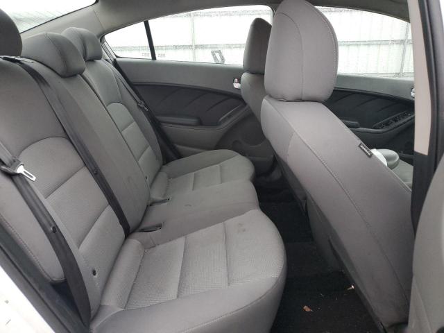 Photo 10 from auction – 2017 KIA FORTE LX with VIN 3KPFK4A7XHE121824