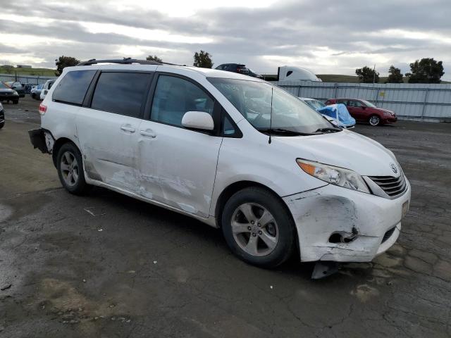 Photo 4 from auction – 2011 TOYOTA SIENNA LE with VIN 5TDKK3DC9BS073232