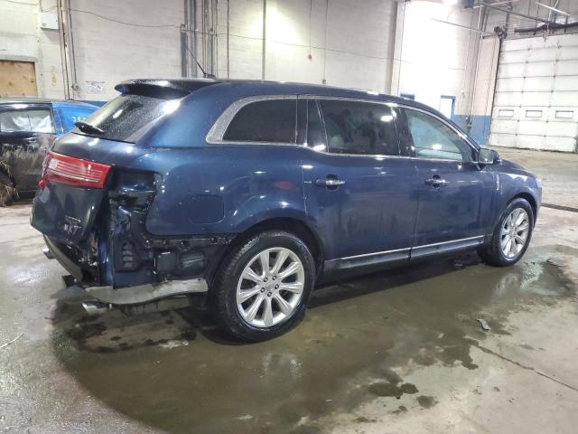 Photo 3 from auction – 2017 LINCOLN MKT with VIN 2LMHJ5AT3HBL01099
