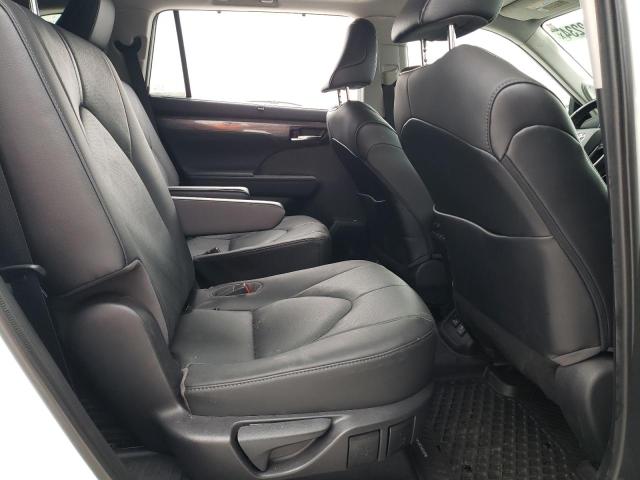 Photo 11 from auction – 2021 TOYOTA HIGHLANDER with VIN 5TDFZRBH7MS067172