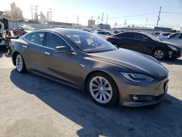 Photo 4 from auction – 2016 TESLA MODEL S with VIN 5YJSA1E20GF154130