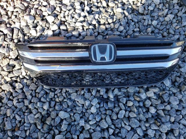 Photo 13 from auction – 2016 HONDA PILOT TOUR with VIN 5FNYF5H93GB004783