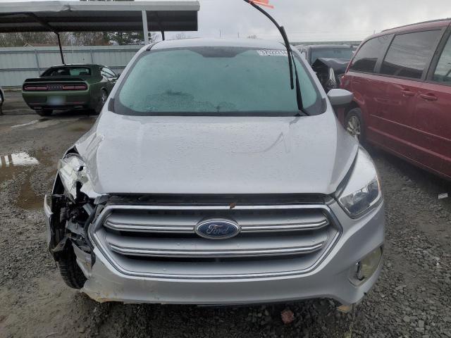 Photo 5 from auction – 2017 FORD ESCAPE SE with VIN 1FMCU0GD5HUE85567