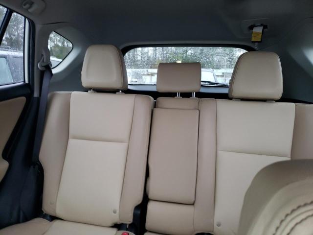 Photo 10 from auction – 2015 TOYOTA RAV4 LIMIT with VIN JTMDFREV0FD165881