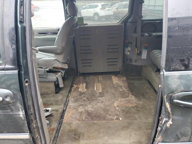 Photo 11 from auction – 2000 CHRYSLER TOWN & COU with VIN 1C4GP64L8YB535465
