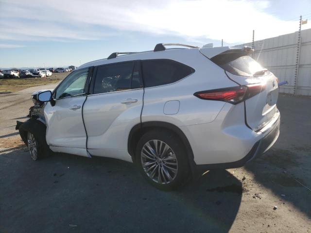 Photo 2 from auction – 2021 TOYOTA HIGHLANDER with VIN 5TDEBRCH1MS050401