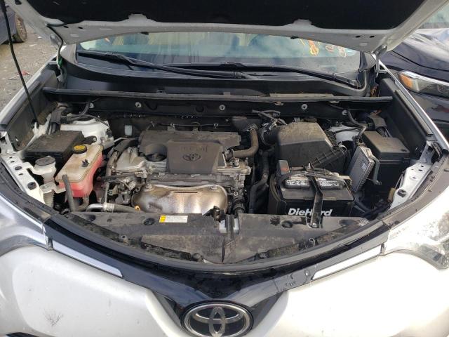 Photo 11 from auction – 2017 TOYOTA RAV4 LIMIT with VIN 2T3DFREV9HW605764