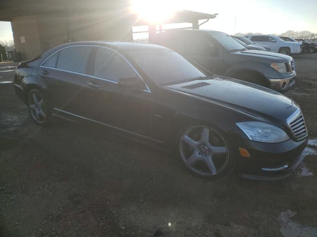 Photo 4 from auction – 2012 MERCEDES-BENZ S 550 with VIN WDDNG7DB2CA443874