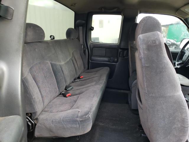 Photo 10 from auction – 2001 CHEVROLET SILVERADO with VIN 2GCEC19T611235833