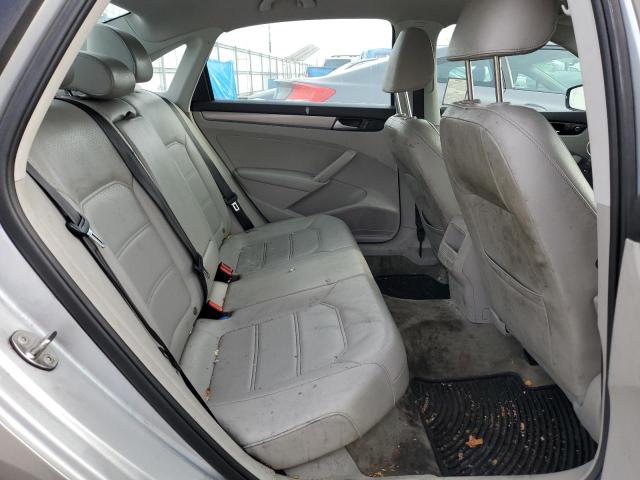 Photo 10 from auction – 2015 VOLKSWAGEN PASSAT S with VIN 1VWAT7A32FC092035