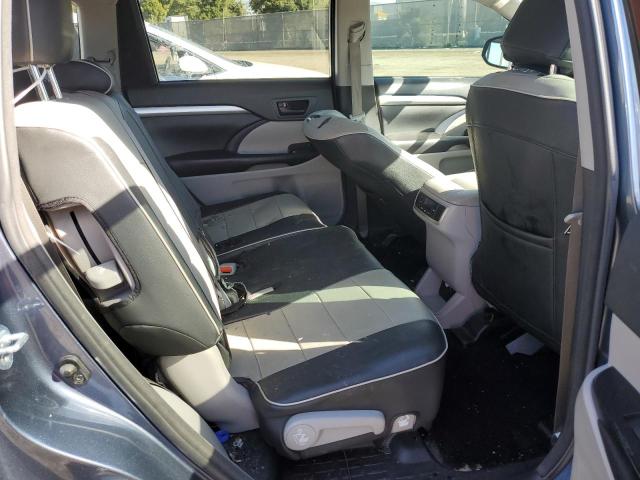 Photo 11 from auction – 2016 TOYOTA HIGHLANDER with VIN 5TDZKRFH1GS182771