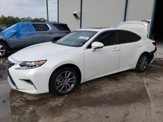 LEXUS ES 300H 2016 with VIN JTHBW1GG0G2113363 - Photo from auction