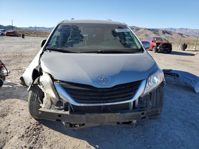 Photo 5 from auction – 2011 TOYOTA SIENNA LE with VIN 5TDKK3DC4BS055415