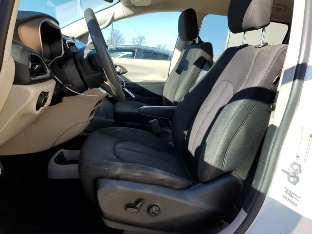 Photo 7 from auction – 2017 CHRYSLER PACIFICA T with VIN 2C4RC1DG6HR611499
