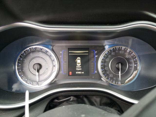 Photo 9 from auction – 2016 CHRYSLER 200 LIMITE with VIN 1C3CCCAB6GN166613