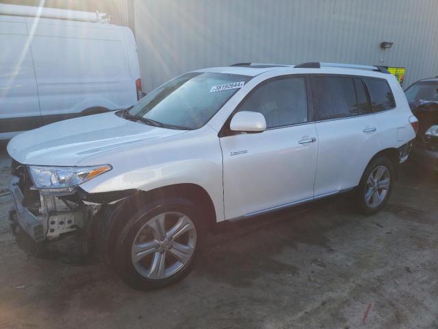 TOYOTA HIGHLANDER 2013 with VIN 5TDDK3EH8DS209551 - Photo from auction
