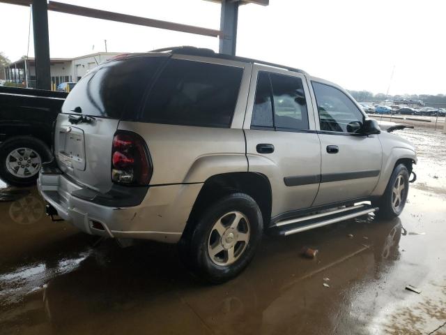 Photo 3 from auction – 2005 CHEVROLET TRAILBLAZE with VIN 1GNDT13S652290405