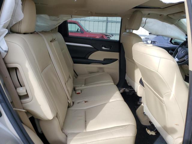 Photo 11 from auction – 2015 TOYOTA HIGHLANDER with VIN 5TDJKRFH6FS081253