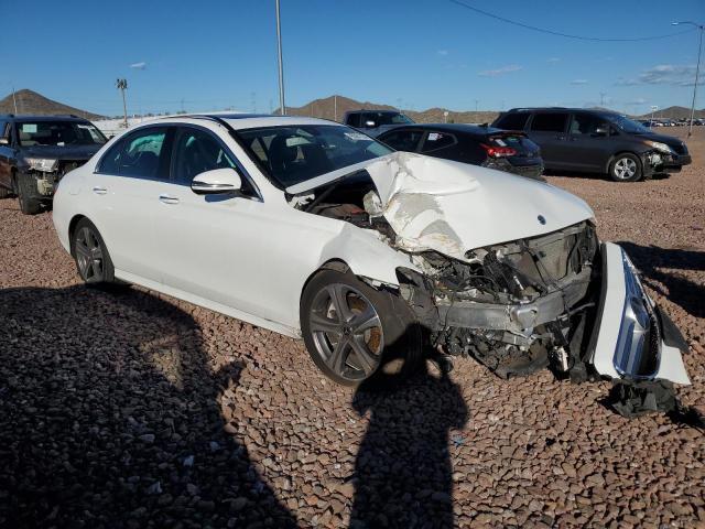 Photo 4 from auction – 2018 MERCEDES-BENZ E 300 with VIN WDDZF4JB6JA387006