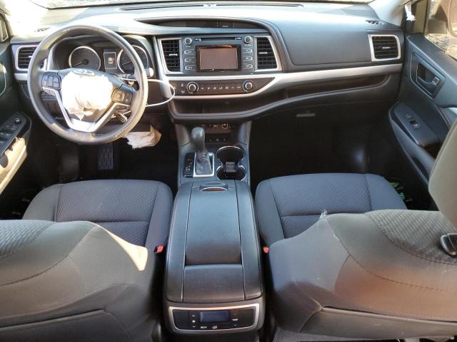 Photo 8 from auction – 2019 TOYOTA HIGHLANDER with VIN 5TDBZRFH1KS979804