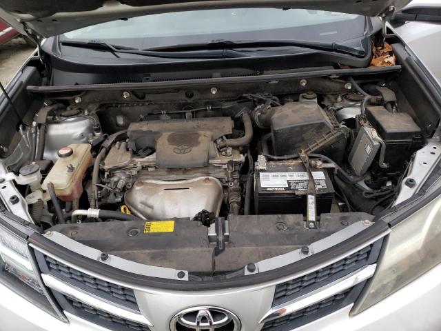 Photo 11 from auction – 2014 TOYOTA RAV4 XLE with VIN JTMRFREV8EJ010131