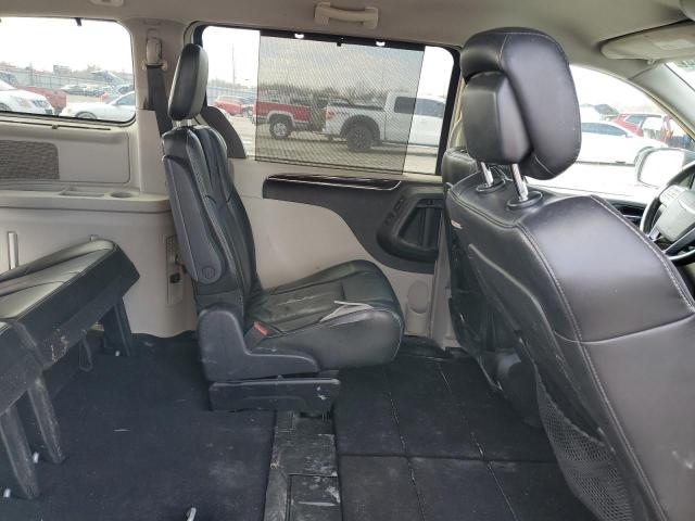 Photo 11 from auction – 2011 CHRYSLER TOWN & COU with VIN 2A4RR6DG9BR610277