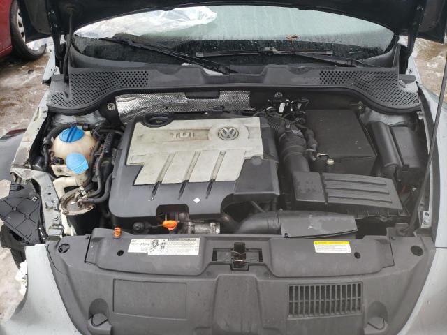 Photo 11 from auction – 2013 VOLKSWAGEN BEETLE with VIN 3VWRL7AT1DM602101