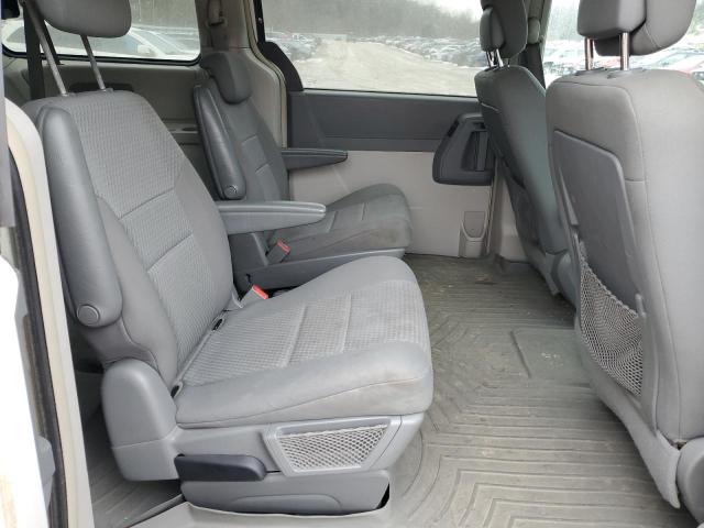 Photo 11 from auction – 2010 CHRYSLER TOWN & COU with VIN 2A4RR5D1XAR301051