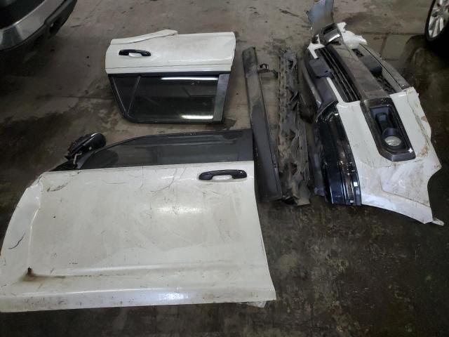 Photo 13 from auction – 2020 TOYOTA 4RUNNER SR with VIN JTEBU5JR4L5777985